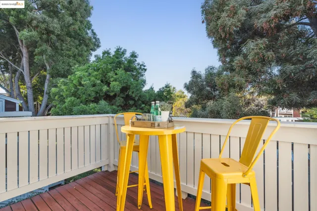 $305,000 | 104 Marina Lakes Drive, Richmond, CA 94804