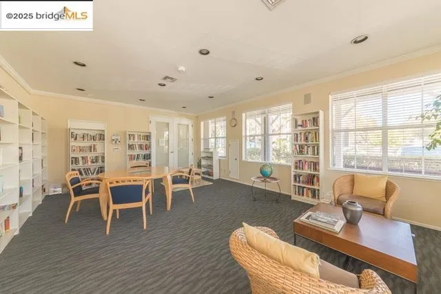 $305,000 | 104 Marina Lakes Drive, Richmond, CA 94804