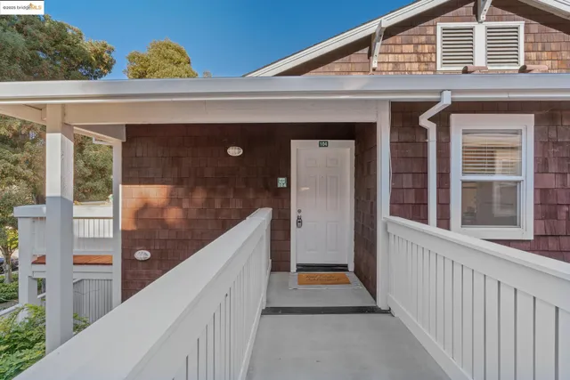 $305,000 | 104 Marina Lakes Drive, Richmond, CA 94804