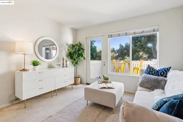 $305,000 | 104 Marina Lakes Drive, Richmond, CA 94804