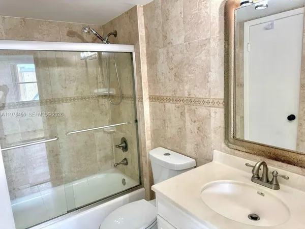 $2,600 | 4580 Southwest 68th Ct Circle, Unit 162, Miami, FL 33155