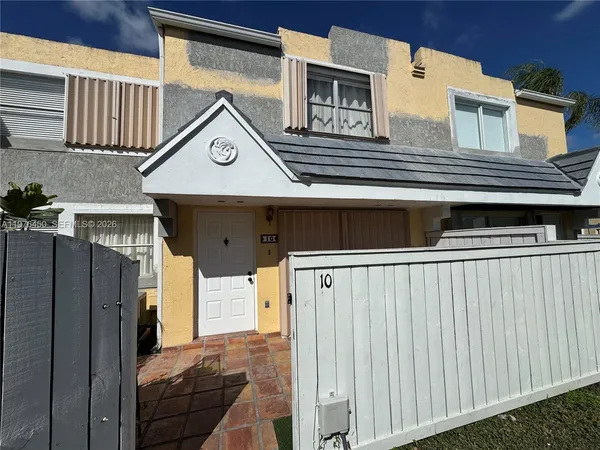 $2,600 | 4580 Southwest 68th Ct Circle, Unit 162, Miami, FL 33155