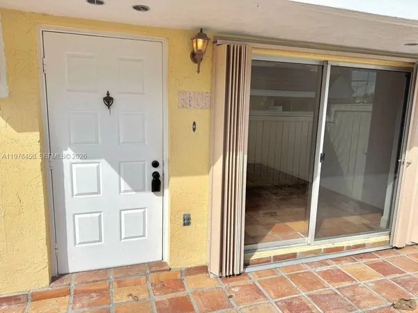 $2,600 | 4580 Southwest 68th Ct Circle, Unit 162, Miami, FL 33155