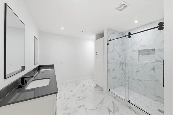 $860,000 | 15827 Foxgate Road, Houston, TX 77079