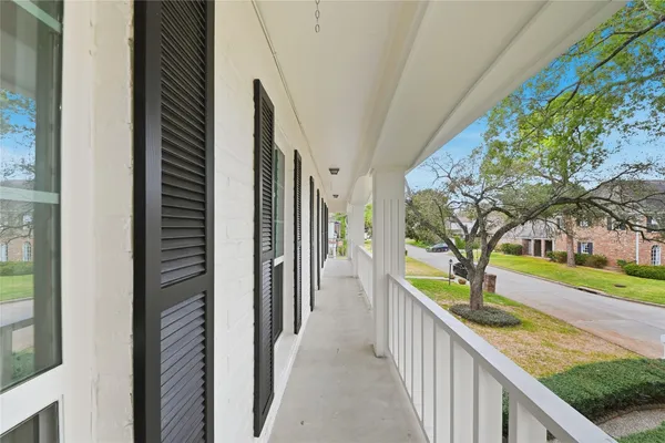 $860,000 | 15827 Foxgate Road, Houston, TX 77079