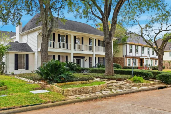 $860,000 | 15827 Foxgate Road, Houston, TX 77079