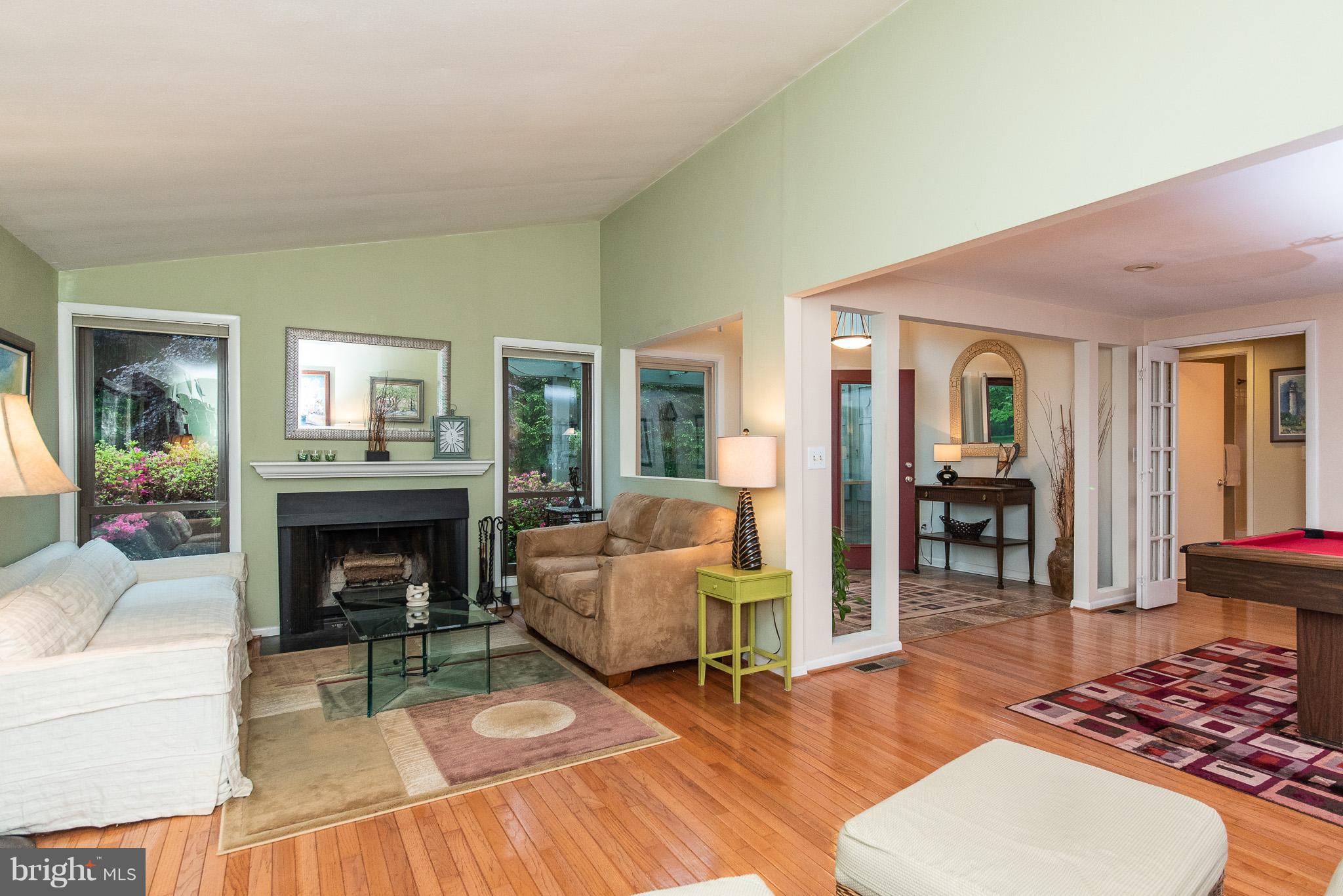 1030 Cockeys Mill Road Reisterstown, MD 21136 - Photo 13 of 29 Living Room