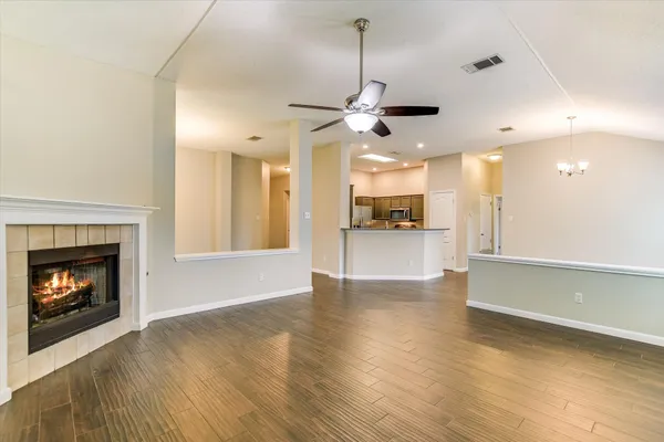 $2,395 | 1303 Crossvine Way, Pflugerville, TX 78660