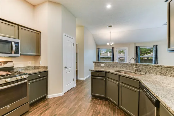 $2,395 | 1303 Crossvine Way, Pflugerville, TX 78660