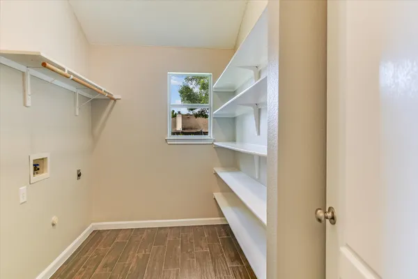 $2,395 | 1303 Crossvine Way, Pflugerville, TX 78660