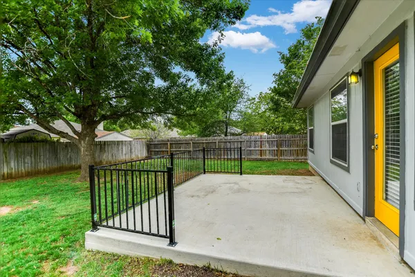 $2,395 | 1303 Crossvine Way, Pflugerville, TX 78660