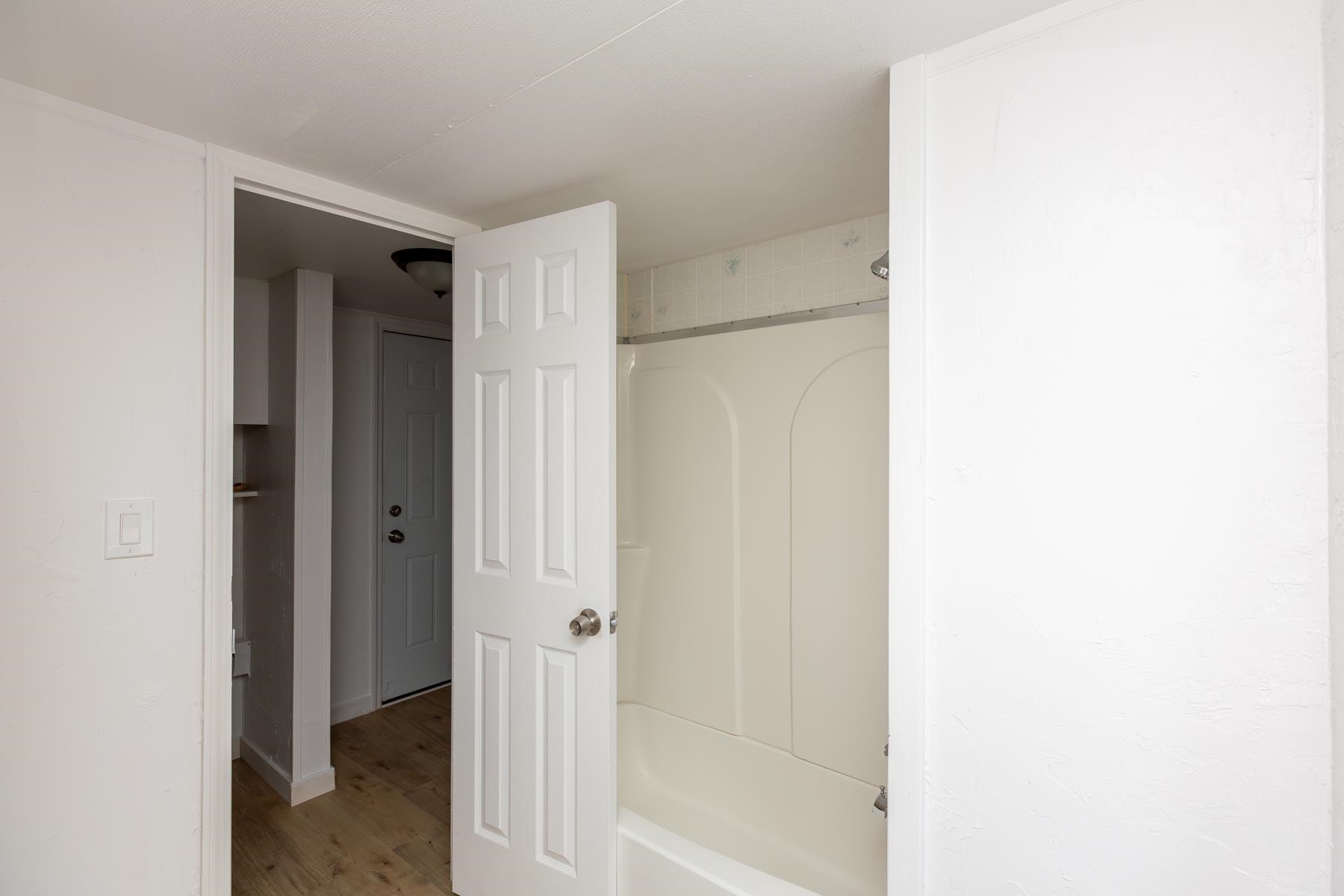 424 32 Road, Unit 112 Clifton, CO 81520 - Photo 24 of 41 a view of a hallway