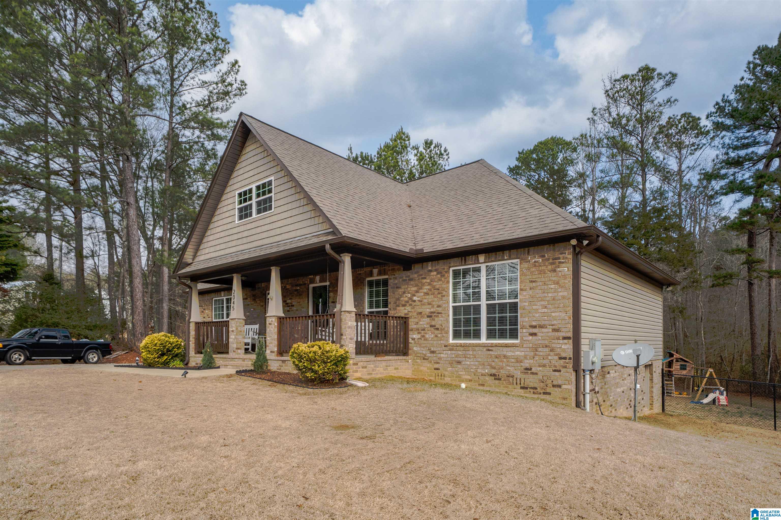 2045 Rising Fawn Drive Warrior, AL 35180 - Photo 3 of 33