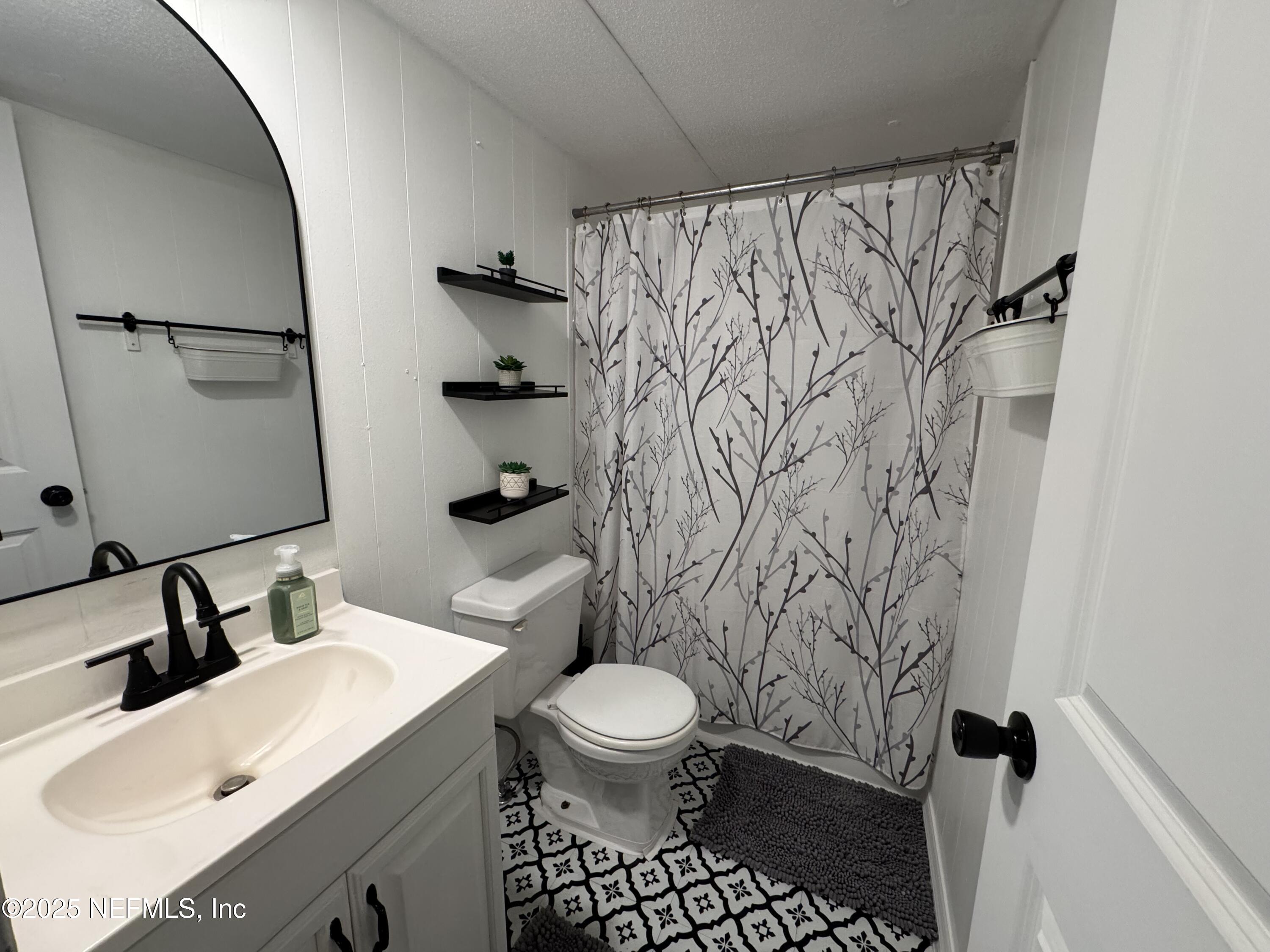 3125 Tindall Farms Road St. Augustine, FL 32084 - Photo 20 of 22 Bathroom