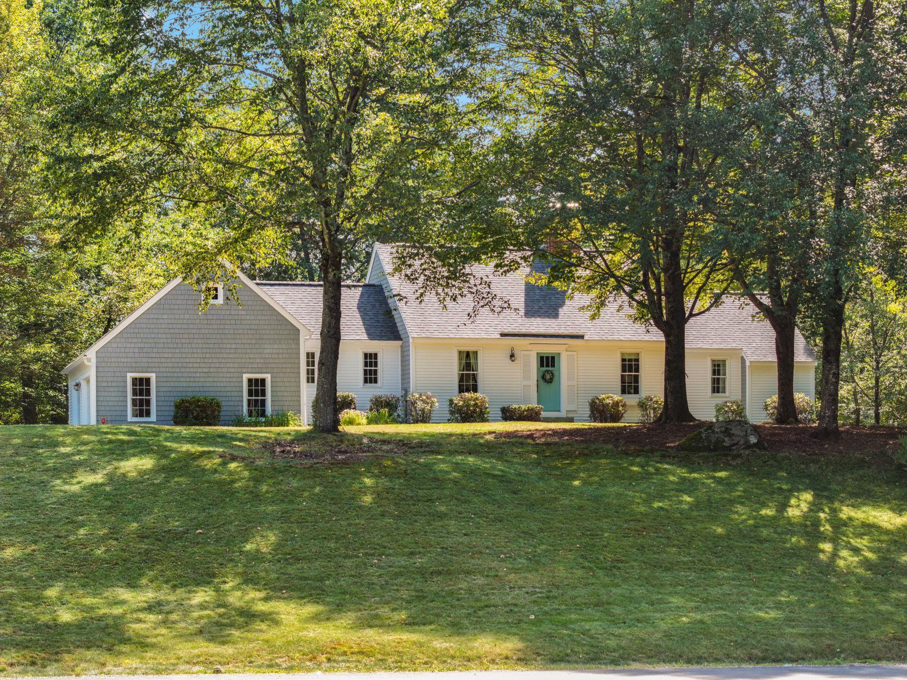 7 Shepherd Hill Road Bedford, NH 03110 - Photo 2 of 47 Gallery Image 2
