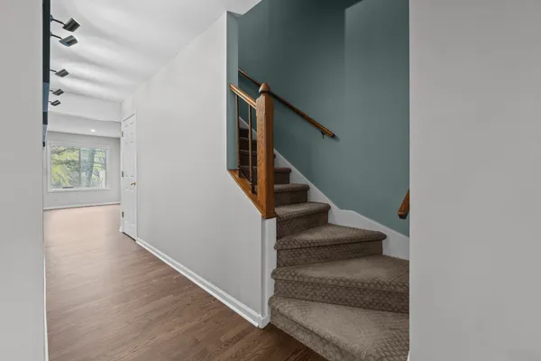 $399,000 | 1516 Anderson Lane, Buffalo Grove, IL 60089