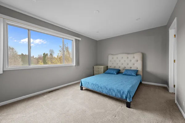 $399,000 | 1516 Anderson Lane, Buffalo Grove, IL 60089