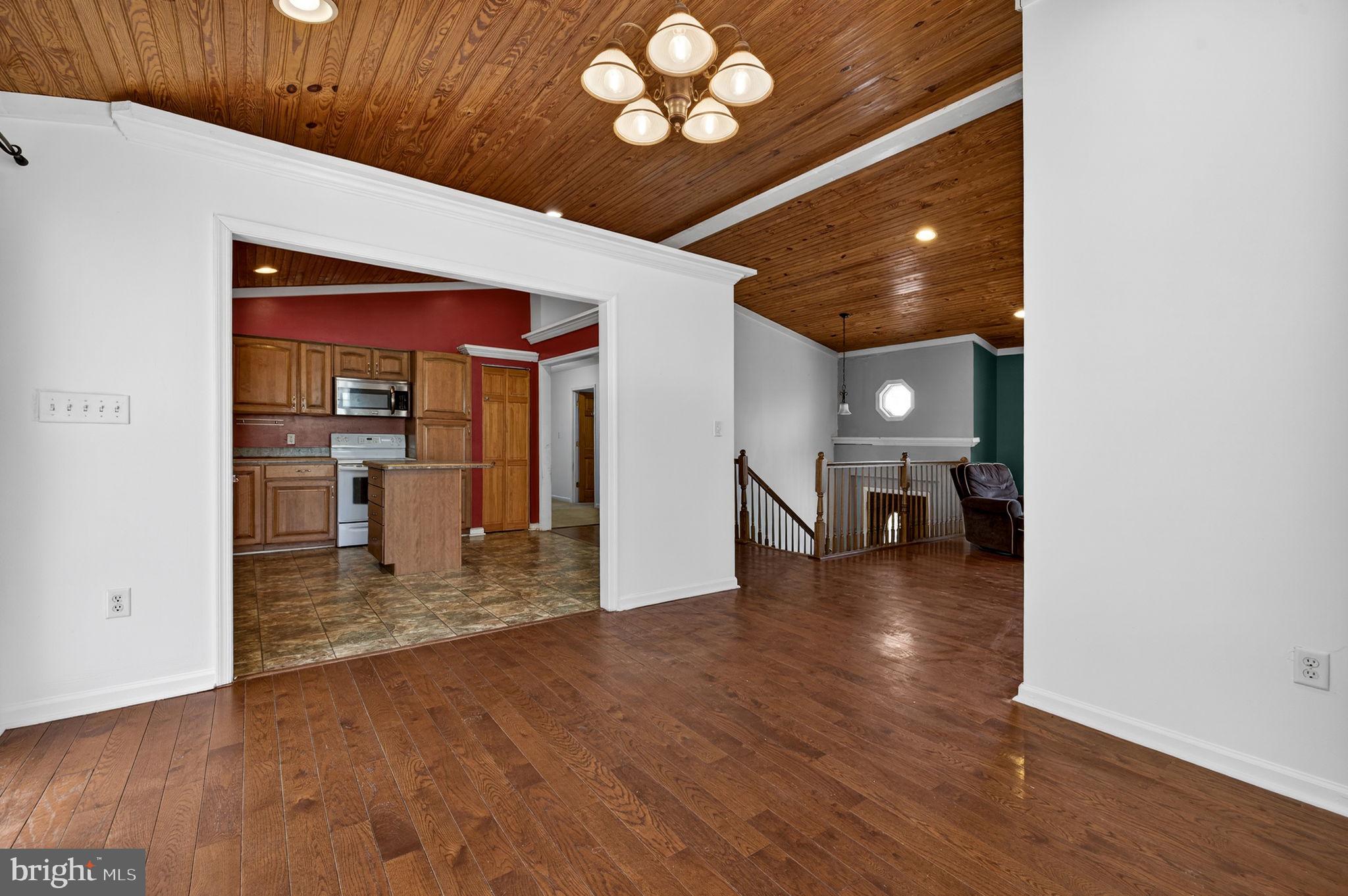 1194 Valley View Road Harpers Ferry, WV 25425 - Photo 13 of 49 Dining Room