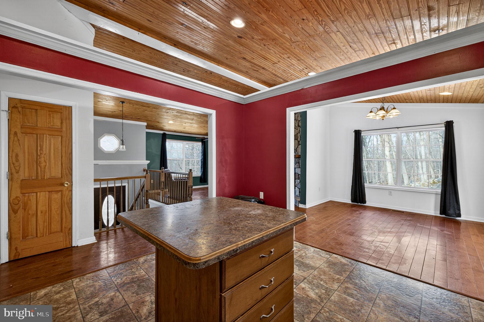 1194 Valley View Road Harpers Ferry, WV 25425 - Photo 17 of 49 Kitchen