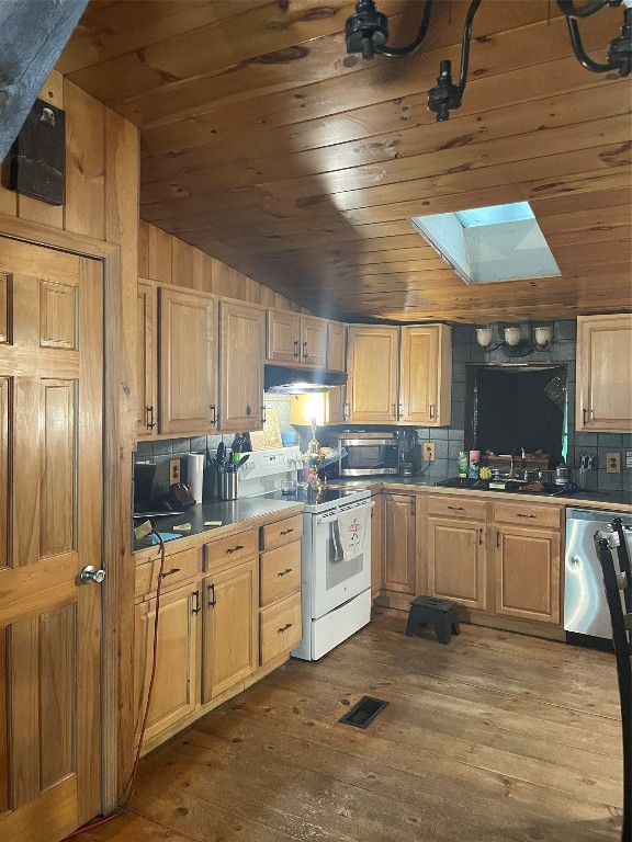 381 Hardy Road Johnson City, NY 13790 - Photo 8 of 16 Gallery Image 8
