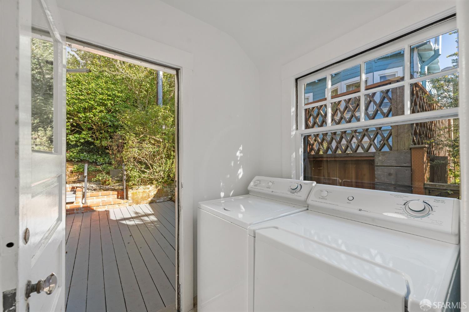 114 Granville Way San Francisco, CA 94127 - Photo 15 of 36