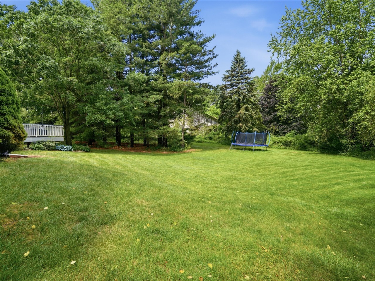 22279 Chubb Road Northville, MI 48167 - Photo 32 of 43