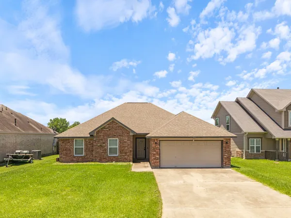 $240,000 | 4804 Stingray Drive, Bay City, TX 77414