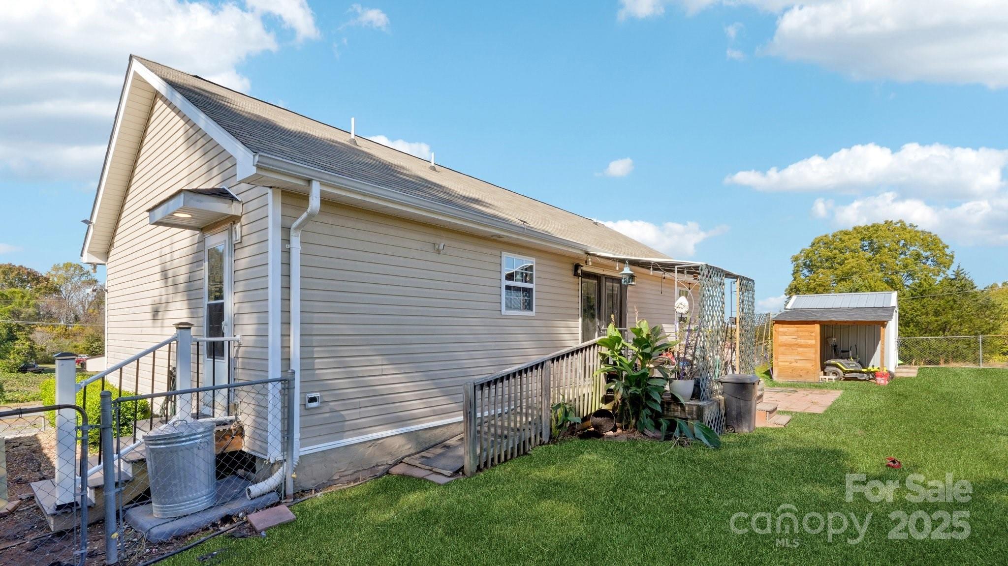 106 Williams Road Kings Mountain, NC 28086 - Photo 2 of 16