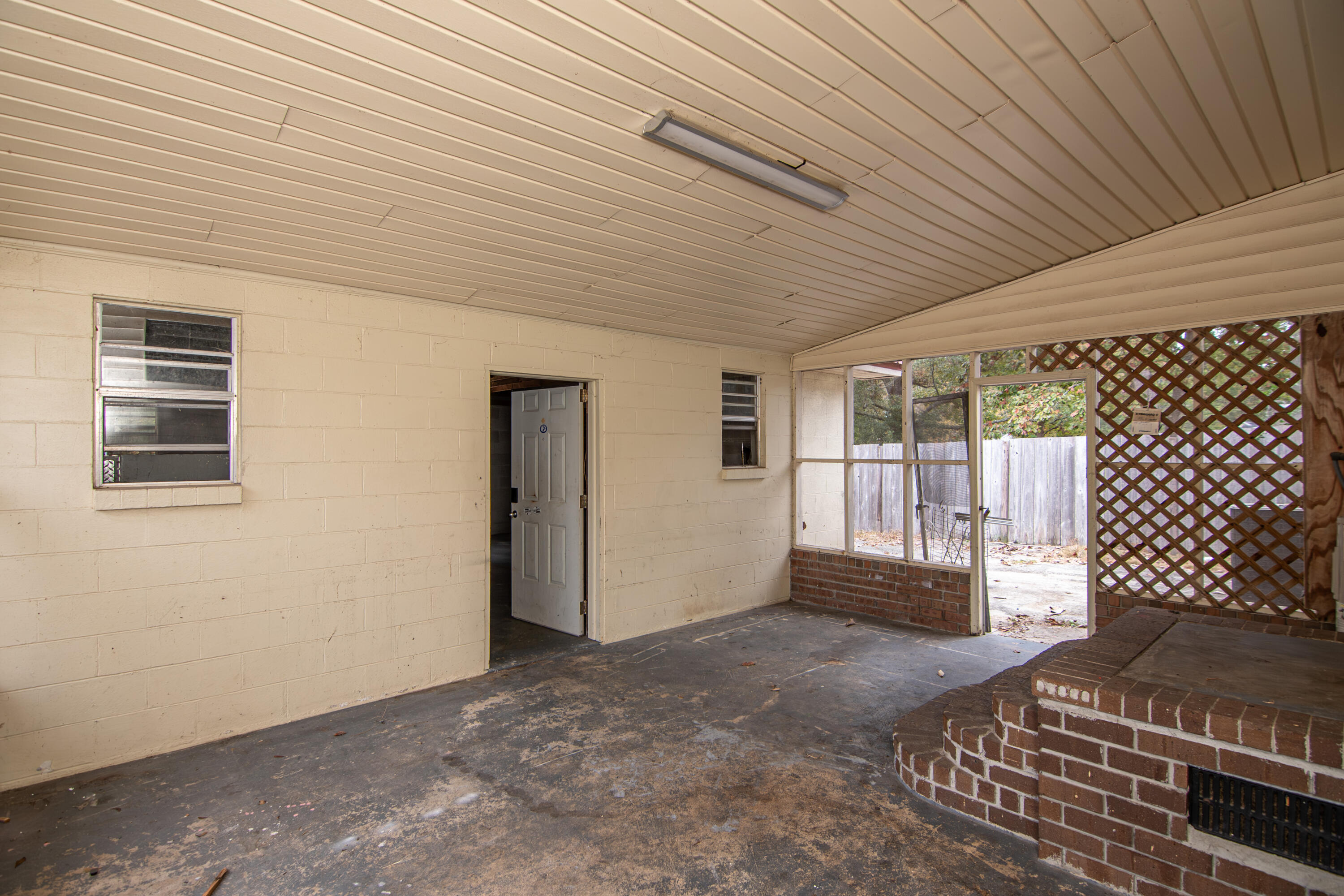 113 Vineyard Road Summerville, SC 29486 - Photo 12 of 34 DSC_5784-Enhanced-NR