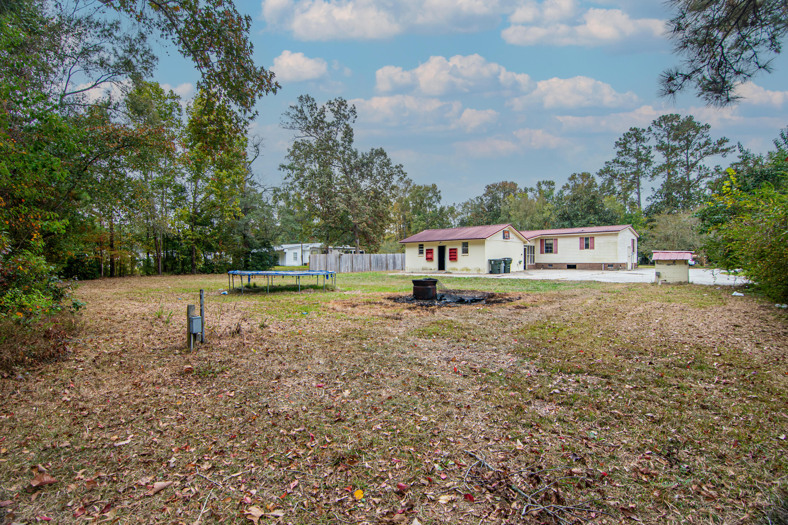 113 Vineyard Road Summerville, SC 29486 - Photo 10 of 34 DSC_5763-Enhanced-NR