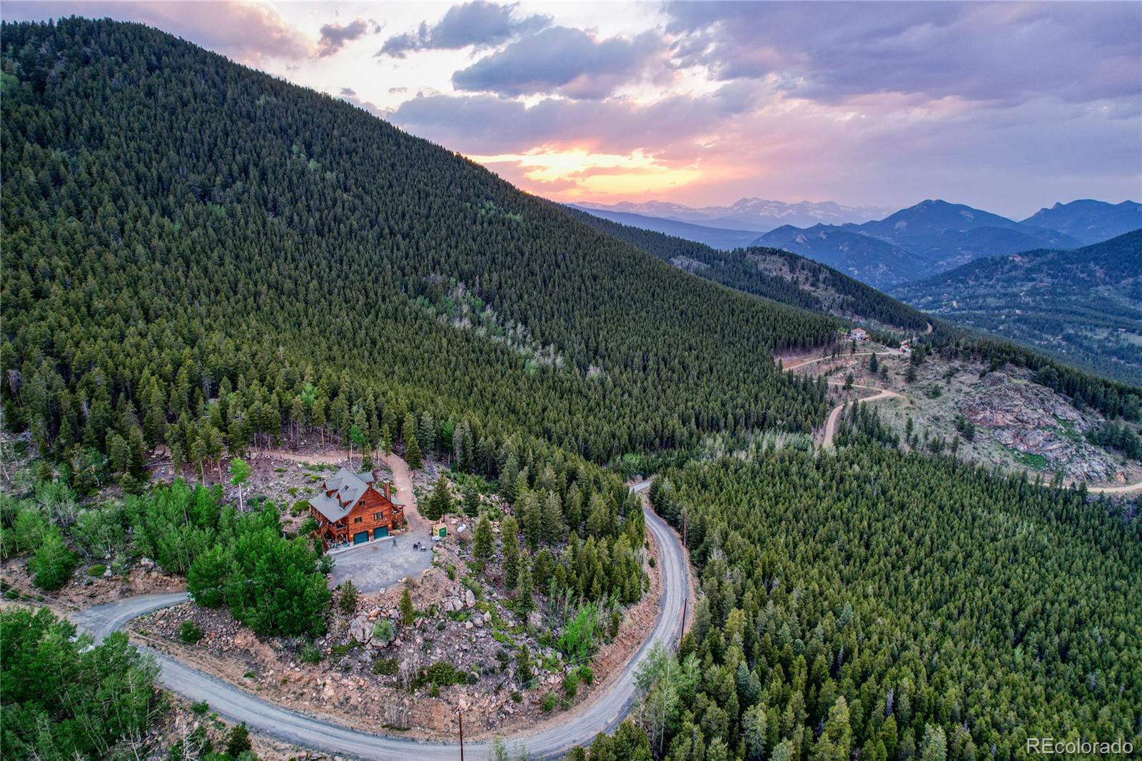 5771 Bear Paw Road Golden, CO 80403 - Photo 4 of 40 Gallery Image 4