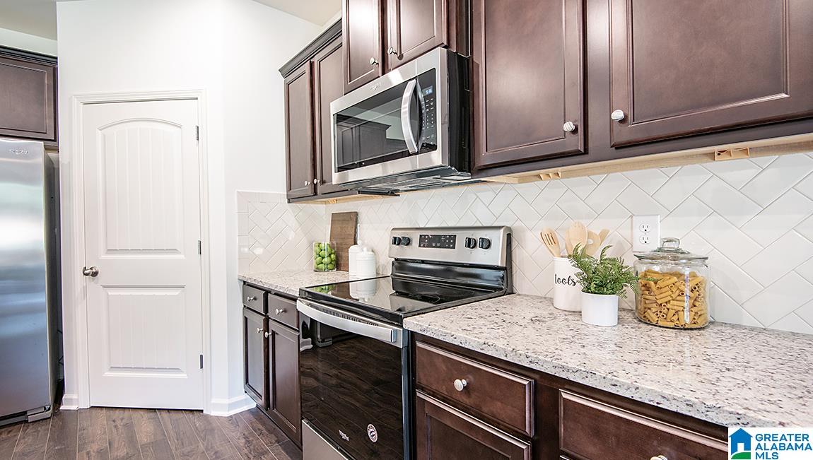 6654 Newbridge Cove Bessemer, AL 35022 - Photo 6 of 38