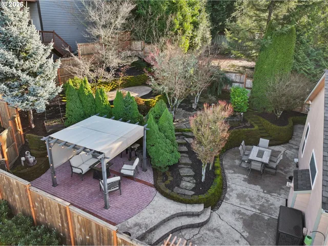 a view of backyard of house