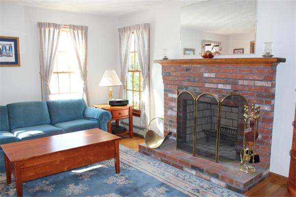 7 Joseph Road Hopkinton, MA 01748 - Photo 11 of 30 Gallery Image 11