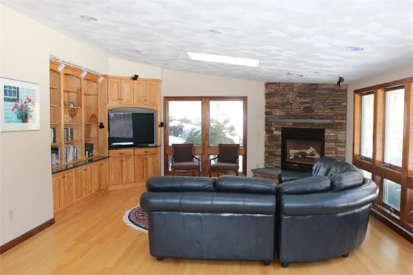 7 Joseph Road Hopkinton, MA 01748 - Photo 14 of 30 Gallery Image 14