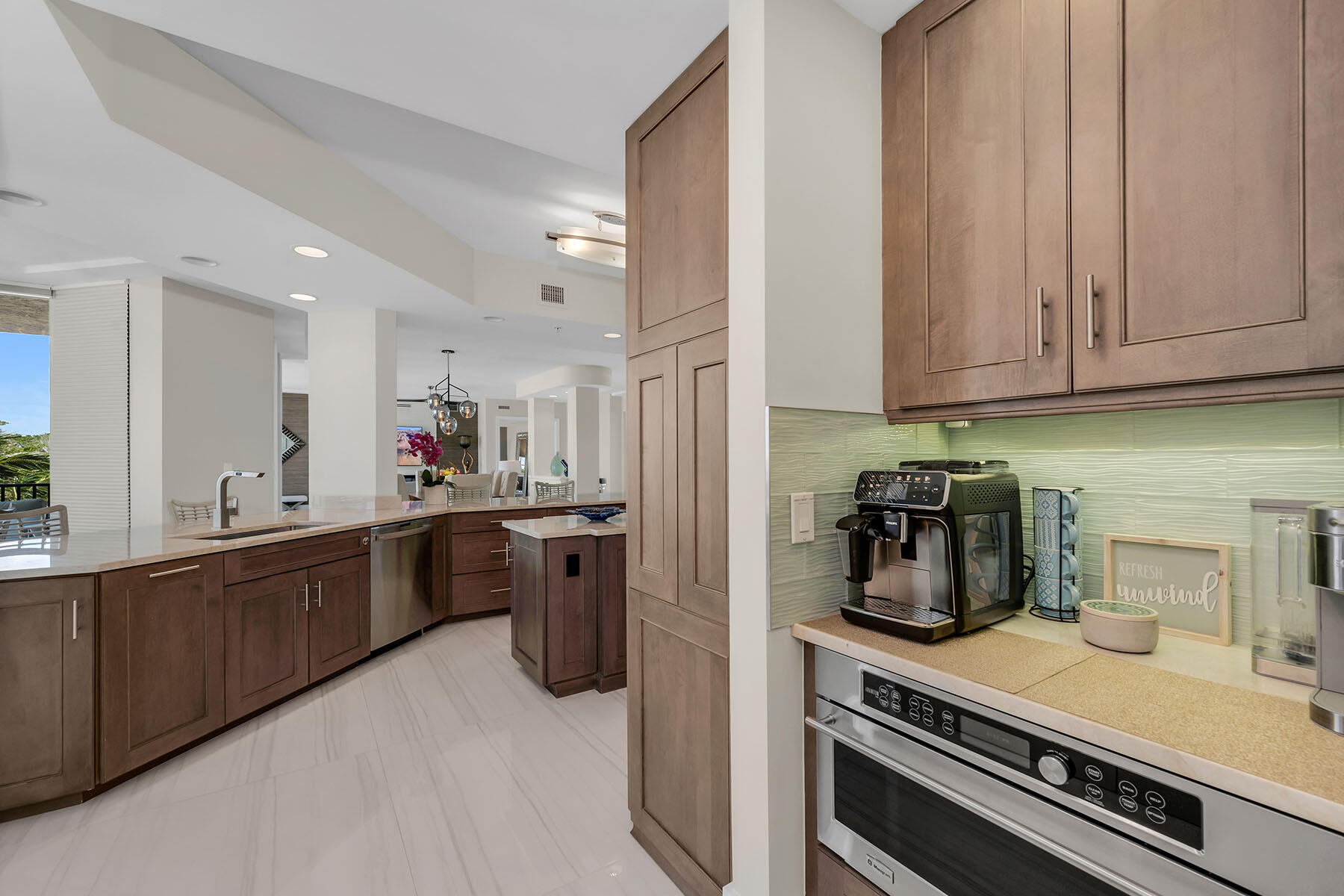 700 La Peninsula Boulevard, Unit 306 Naples, FL 34113 - Photo 13 of 50 225038470ff