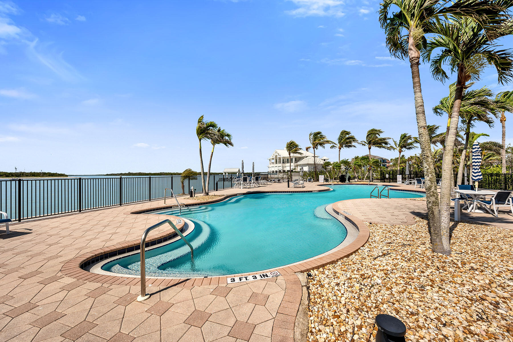 700 La Peninsula Boulevard, Unit 306 Naples, FL 34113 - Photo 40 of 50 225038470t