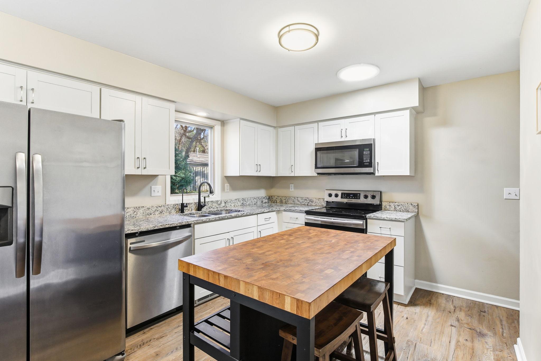 5735 Eureka Road Excelsior, MN 55331 - Photo 14 of 39