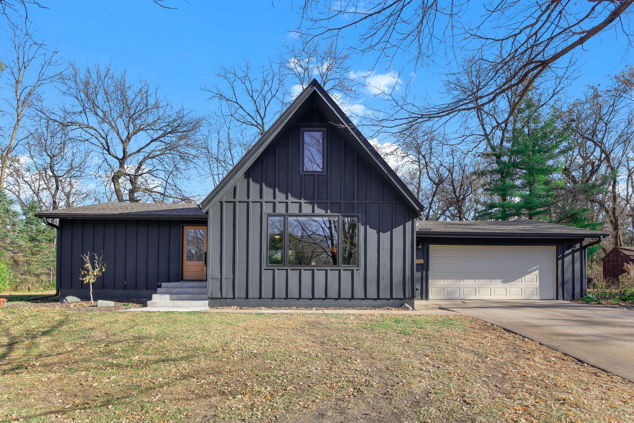 5735 Eureka Road Excelsior, MN 55331 - Photo 3 of 39