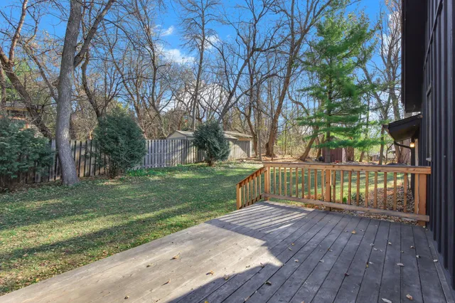 $524,999 | 5735 Eureka Road, Excelsior, MN 55331