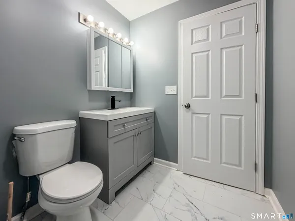 $459,900 | 891 Evers St Extension, Bridgeport, CT 06610