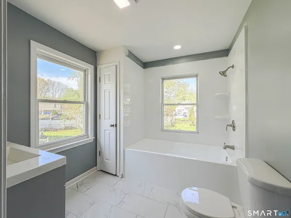 $459,900 | 891 Evers St Extension, Bridgeport, CT 06610