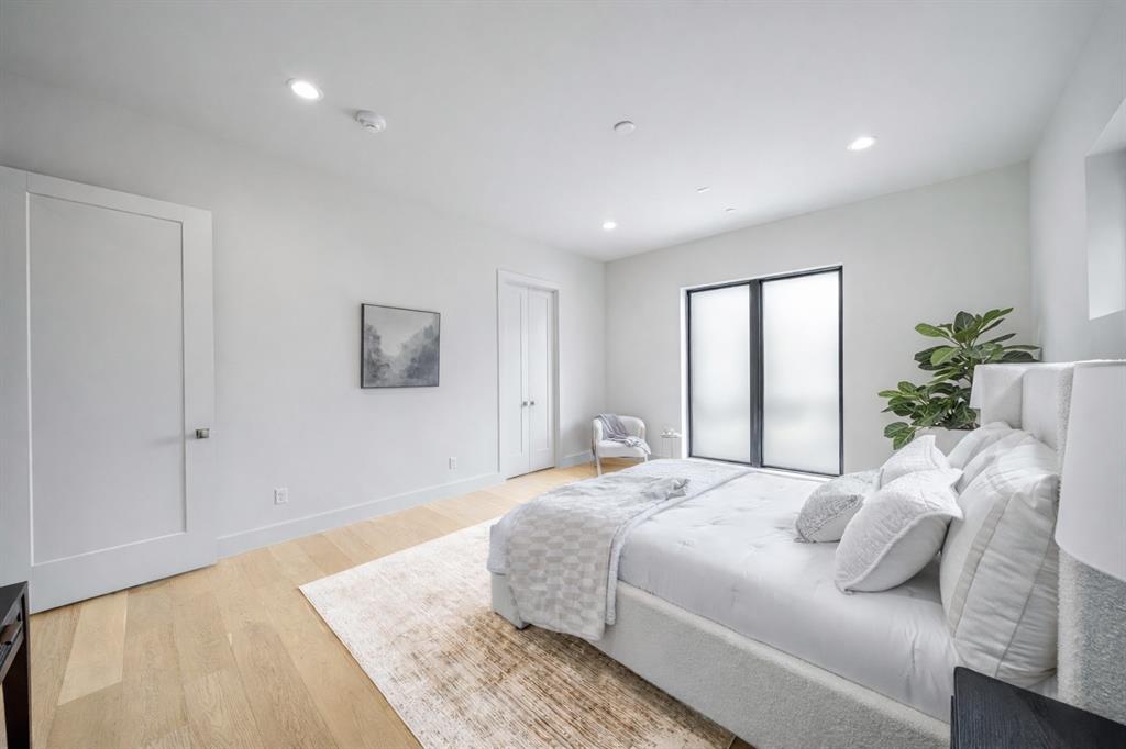 3601 Routh Street, Unit 1B Dallas, TX 75219 - Photo 21 of 26 Gallery Image 21