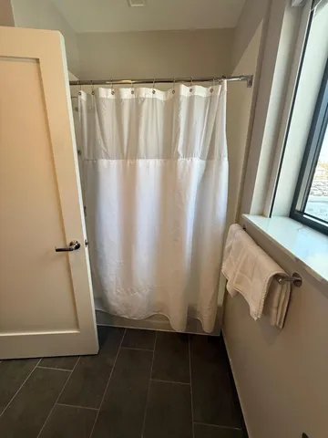 $4,465 | 480 North Main Street, Unit 201, Royal Oak, MI 48067