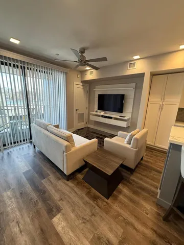 $4,465 | 480 North Main Street, Unit 201, Royal Oak, MI 48067