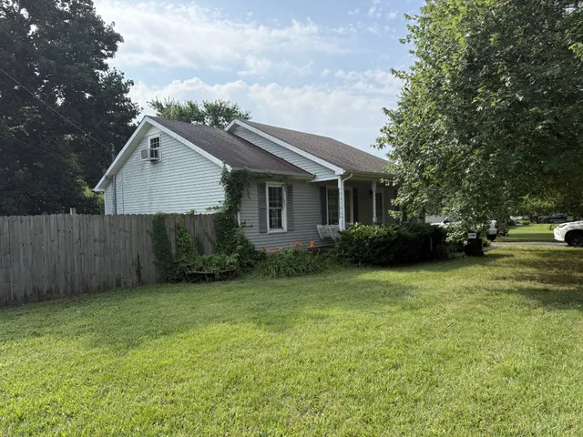 $319,900 | 2010 Sugartree Drive, Murfreesboro, TN 37129