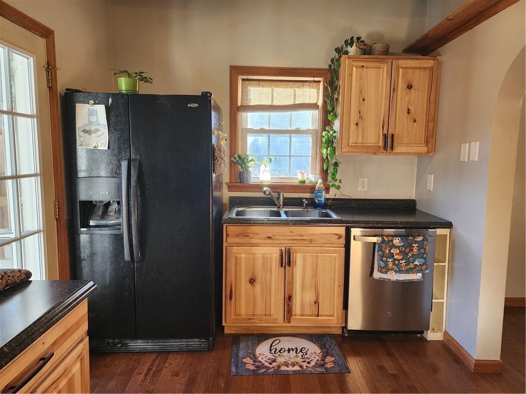 709 North 7th Street Apollo, PA 15613 - Photo 20 of 50 a kitchen with stainless steel appliances granite countertop a refrigerator and a stove