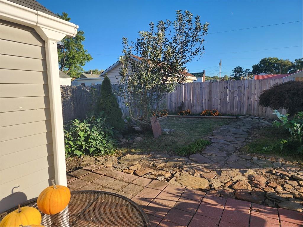 709 North 7th Street Apollo, PA 15613 - Photo 8 of 50 a view of a backyard of the house