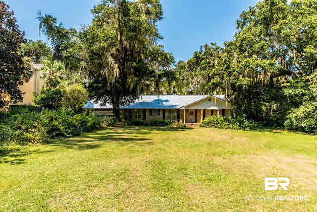325 Whiting Court Daphne, AL 36526 - Photo 2 of 29