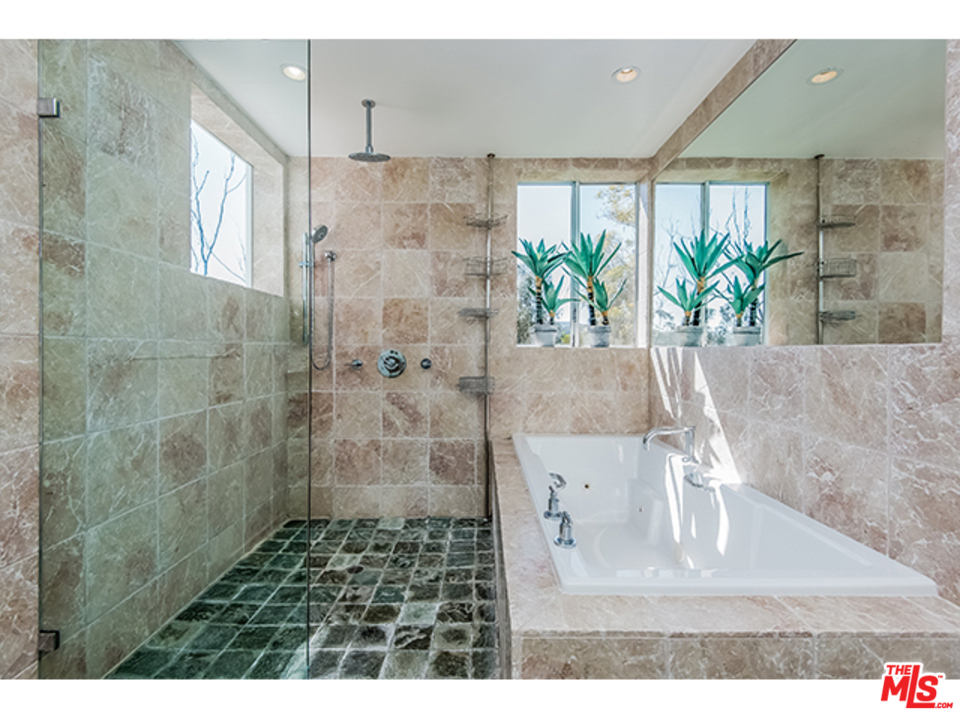 1437 North Tigertail Road Los Angeles, CA 90049 - Photo 25 of 31 a view of bathroom with a shower